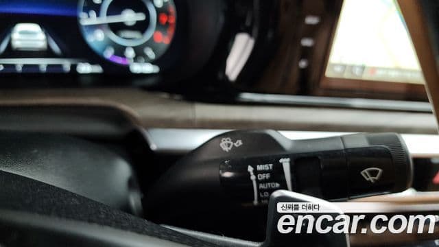 Kia K5 2021 — Photo 10/33