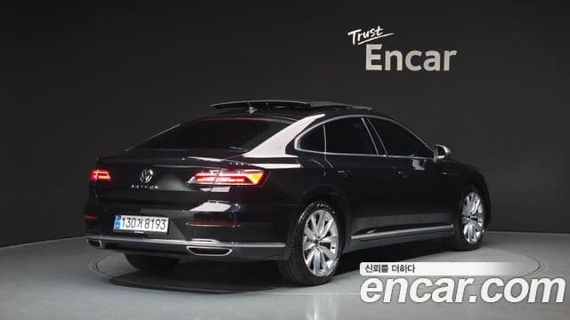 Volkswagen Arteon 2023 — ფოტო 2/20
