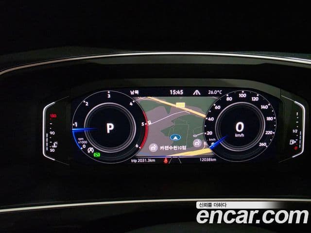 Volkswagen Tiguan 2022 — ფოტო 6/19