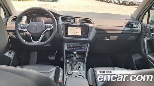 Volkswagen Tiguan 2023 — Şəkil 14/20