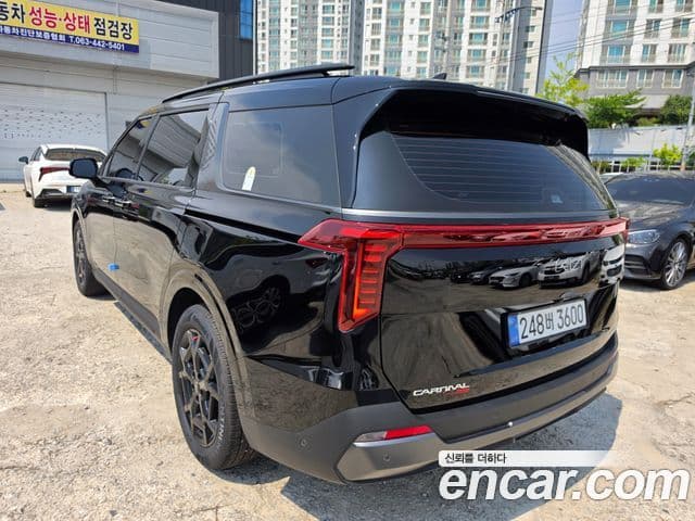 Kia Carnival 2025 — ფოტო 3/20