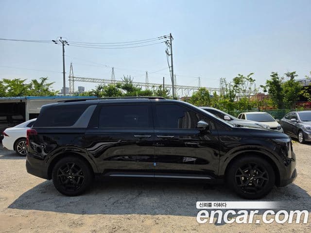 Kia Carnival 2025 — ფოტო 5/20