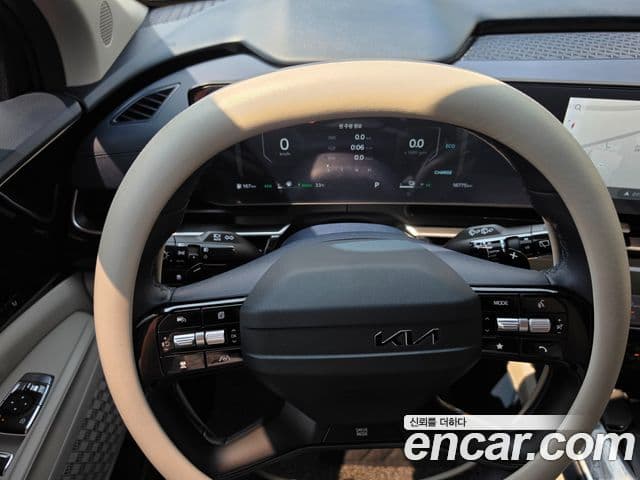 Kia Carnival 2025 — ფოტო 15/20