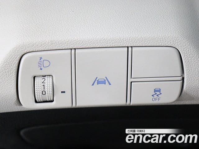 Hyundai Avante 2022 — Фото 13/20