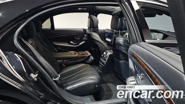 Mercedes-Benz S-Class 2018 — Фото 11/20