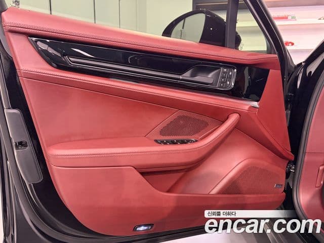 Porsche Panamera 2024 — Şəkil 8/12