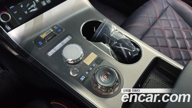 Genesis GV70 2024 — фото 9 из 20