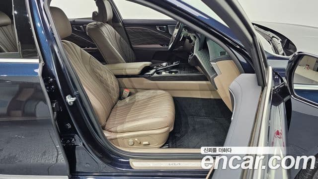 Kia K8 2022 — Şəkil 10/20