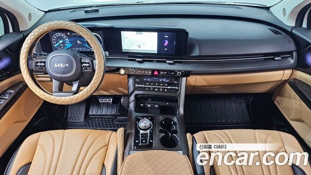 Kia Carnival 2023 — Şəkil 7/20