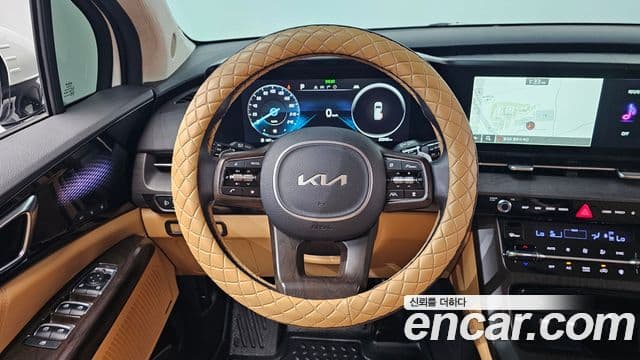 Kia Carnival 2023 — Şəkil 12/20