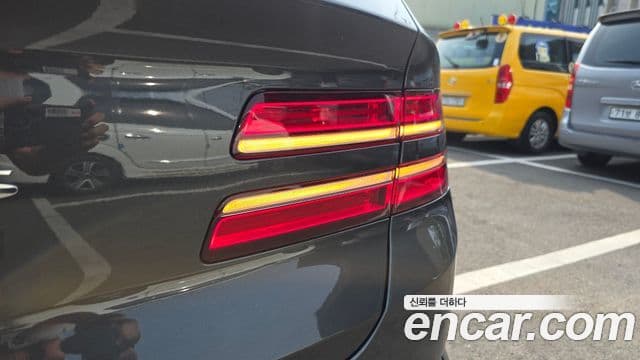 Genesis GV80 2026 — Photo 14/38