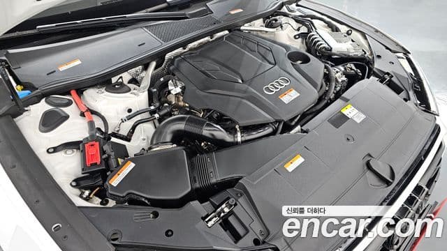 Audi A7 2023 — ფოტო 6/20
