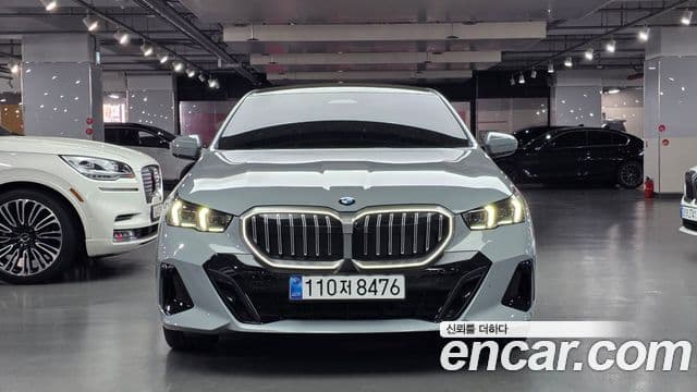 BMW 5 Series 2025 — ფოტო 2/11