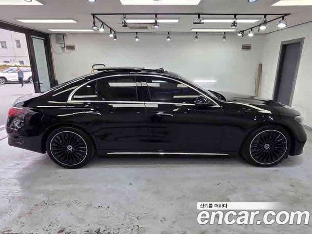 Mercedes-Benz E-Class 2025 — ფოტო 3/20
