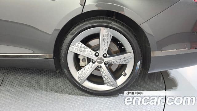 Genesis G80 2022 — Şəkil 27/36