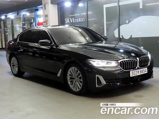 BMW 5 Series 2022 — Şəkil 20/20