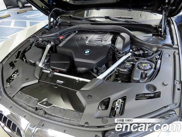 BMW 5 Series 2022 — Şəkil 18/20