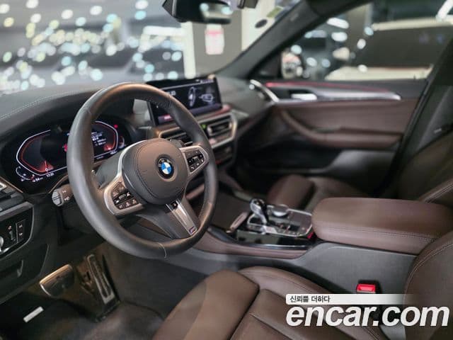BMW X4 2025 — ფოტო 8/16