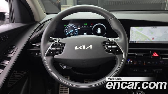 Kia Niro 2022 — Şəkil 13/20
