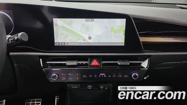Kia Niro 2022 — Şəkil 18/20