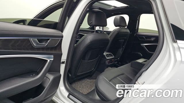 Audi A6 2021 — ფოტო 11/20