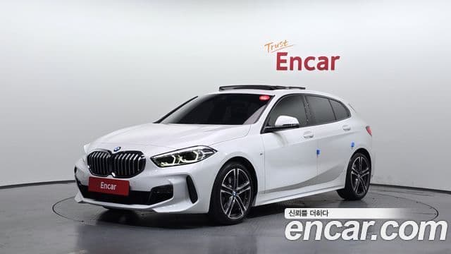 BMW 1 Series 2022 — Şəkil 1/20
