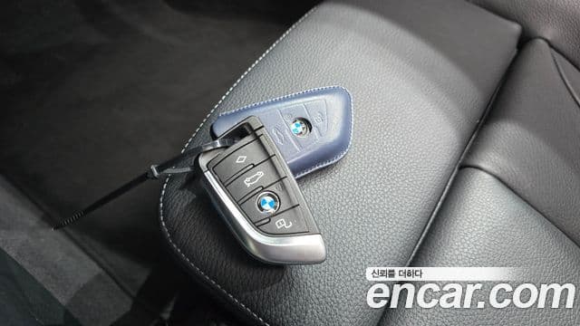 BMW 1 Series 2022 — Şəkil 16/20