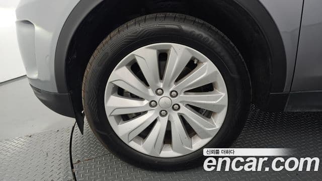 Land Rover Discovery Sport 2020 — Şəkil 18/20