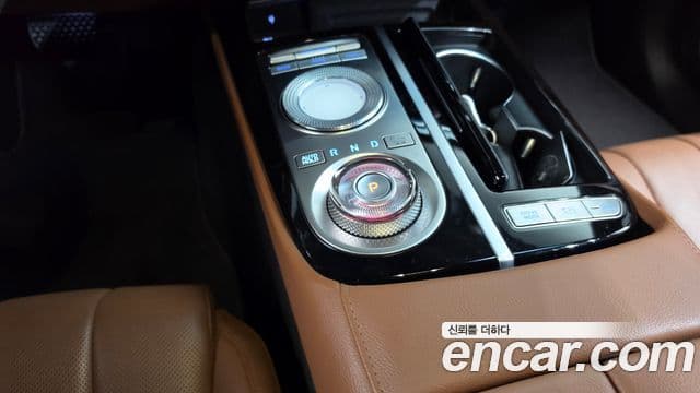 Genesis Electrified G80 2021 — Şəkil 9/20