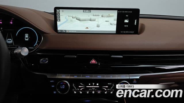 Genesis Electrified G80 2021 — Şəkil 12/20
