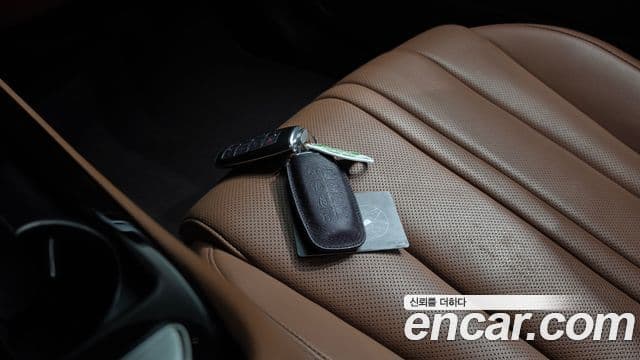 Genesis Electrified G80 2021 — Şəkil 16/20