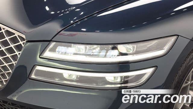 Genesis G80 2021 — ფოტო 28/36