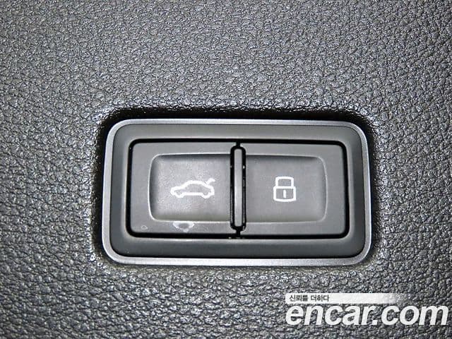 Audi Q7 2021 — фото 15 из 20