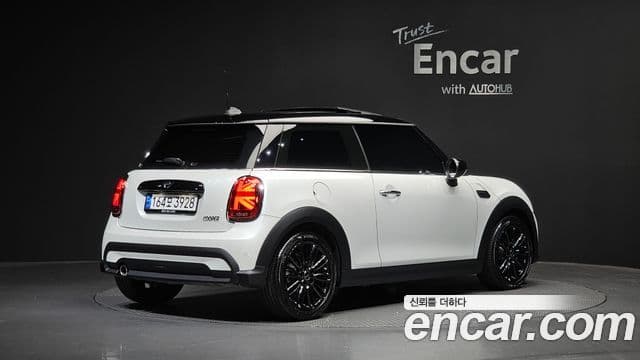 Mini Cooper 2023 — ფოტო 2/20