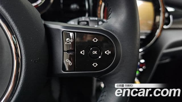 Mini Cooper 2023 — ფოტო 16/20
