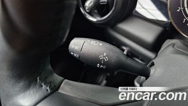 Mini Cooper 2023 — ფოტო 20/20