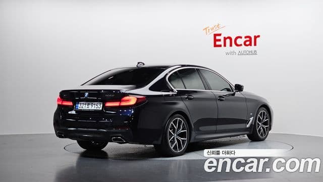 BMW 5 Series 2023 — Şəkil 2/20