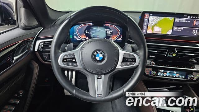 BMW 5 Series 2023 — Şəkil 13/20