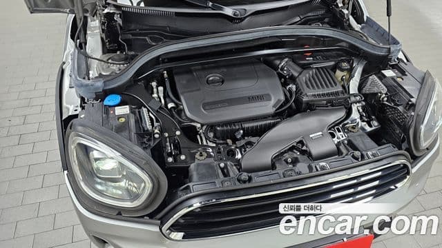 Mini Cooper Countryman 2023 — ფოტო 6/20
