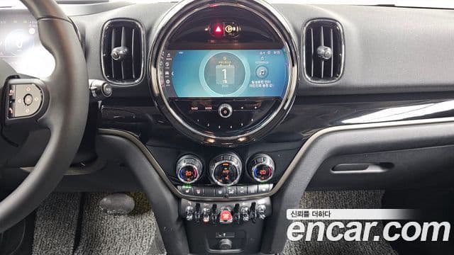 Mini Cooper Countryman 2023 — ფოტო 12/20