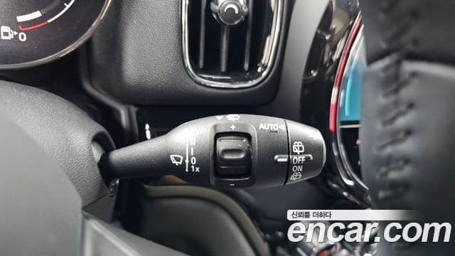 Mini Cooper Countryman 2023 — ფოტო 19/20