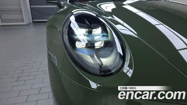 Porsche 911 2025 — ფოტო 11/33