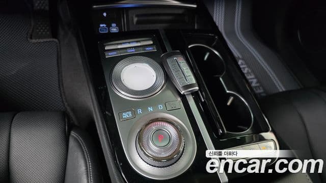 Genesis Electrified G80 2021 — Şəkil 9/20