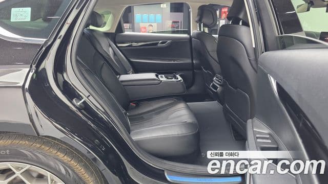 Genesis Electrified G80 2021 — Şəkil 12/20