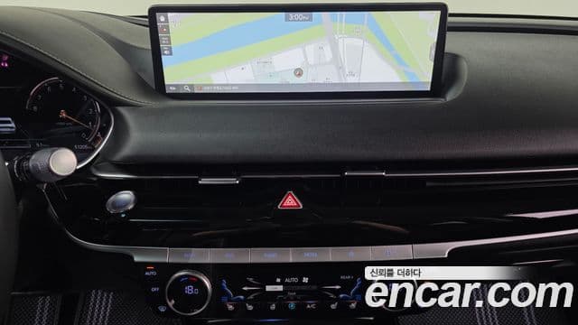 Genesis Electrified G80 2021 — Şəkil 14/20