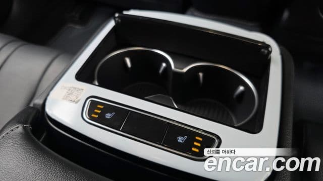 Genesis Electrified G80 2021 — Şəkil 19/20