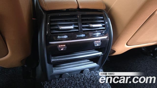 BMW 5 Series 2019 — Şəkil 18/20