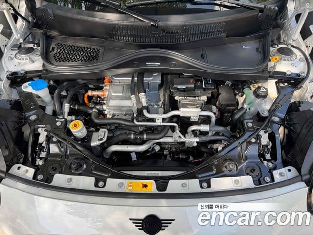 Mini Cooper Electric 2025 — Şəkil 7/11