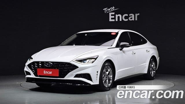 Hyundai Sonata 2021 — ფოტო 1/20
