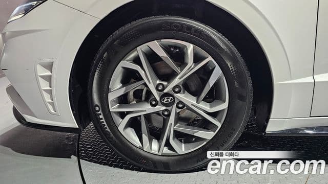 Hyundai Sonata 2021 — ფოტო 5/20